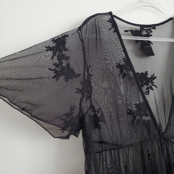 🆕️Torrid Peplum Mesh Top Size 1 - Picture 4 of 7